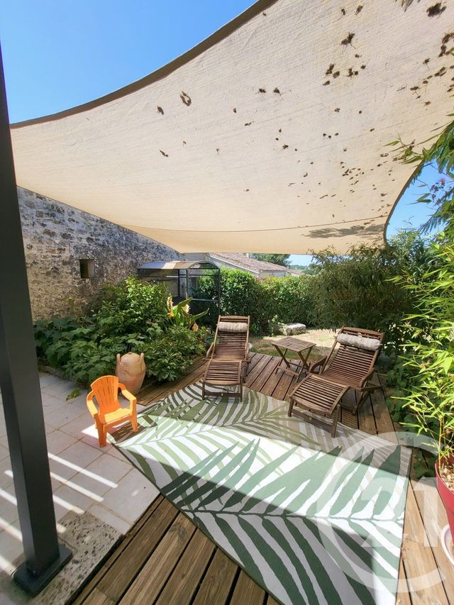 maison à vendre - 5 pièces - 164.7 m2 - CORME ROYAL - 17 - POITOU-CHARENTES - Century 21 Agence De L'Europe