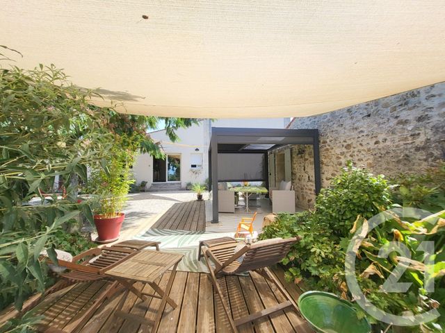 maison à vendre - 5 pièces - 164.7 m2 - CORME ROYAL - 17 - POITOU-CHARENTES - Century 21 Agence De L'Europe