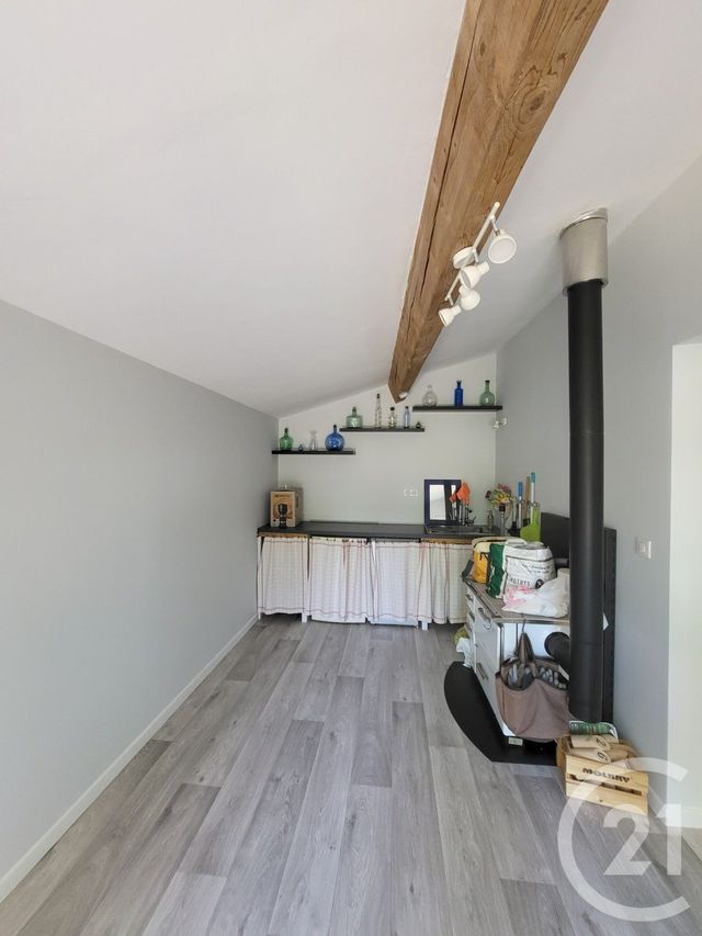 maison à vendre - 5 pièces - 164.7 m2 - CORME ROYAL - 17 - POITOU-CHARENTES - Century 21 Agence De L'Europe