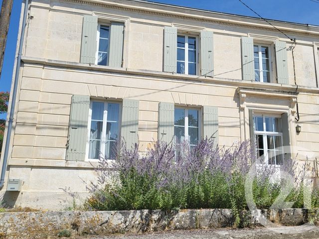 Maison à vendre CORME ROYAL