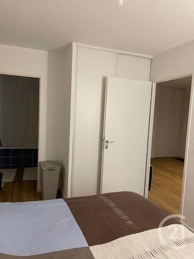 Appartement F2 à louer - 2 pièces - 37.53 m2 - SAINTES - 17 - POITOU-CHARENTES - Century 21 Agence De L'Europe