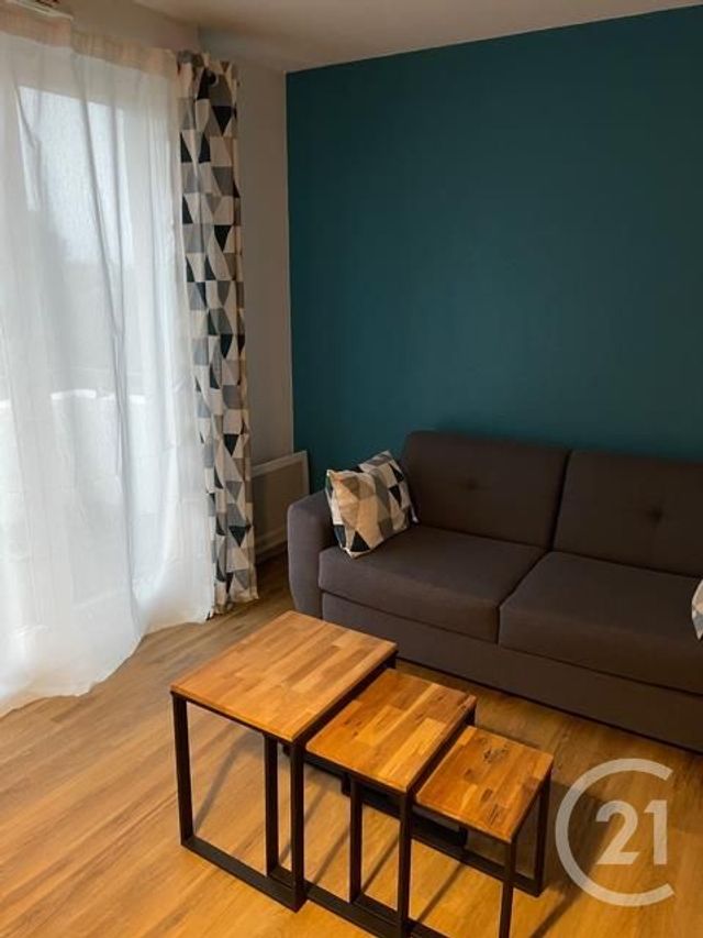 Appartement F2 à louer - 2 pièces - 37.53 m2 - SAINTES - 17 - POITOU-CHARENTES - Century 21 Agence De L'Europe
