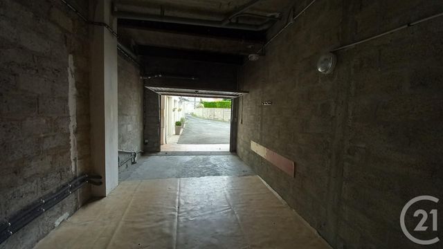 Appartement F2 à louer - 2 pièces - 43.06 m2 - SAINTES - 17 - POITOU-CHARENTES - Century 21 Agence De L'Europe