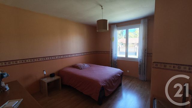 maison à vendre - 4 pièces - 91.0 m2 - SAINTES - 17 - POITOU-CHARENTES - Century 21 Agence De L'Europe