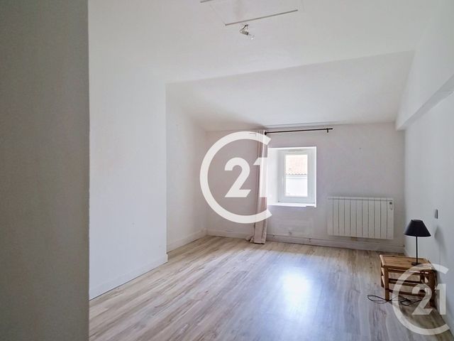 maison à vendre - 6 pièces - 171.0 m2 - CHANIERS - 17 - POITOU-CHARENTES - Century 21 Agence De L'Europe