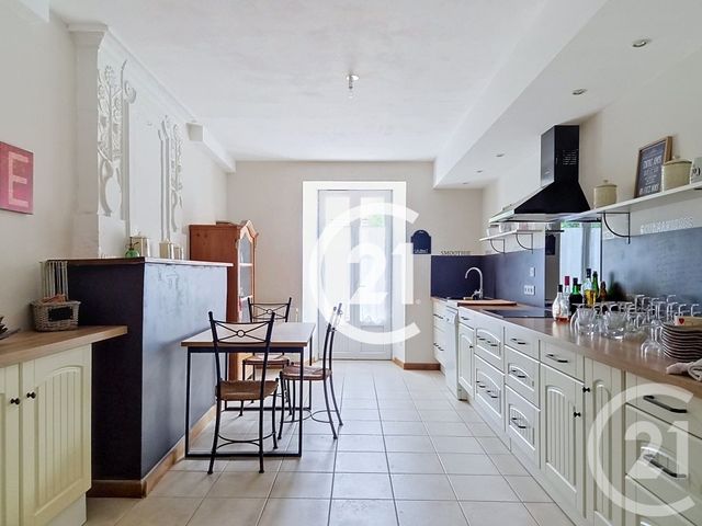 maison à vendre - 6 pièces - 171.0 m2 - CHANIERS - 17 - POITOU-CHARENTES - Century 21 Agence De L'Europe