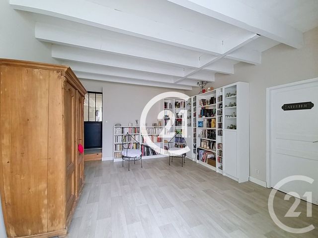 maison à vendre - 6 pièces - 171.0 m2 - CHANIERS - 17 - POITOU-CHARENTES - Century 21 Agence De L'Europe