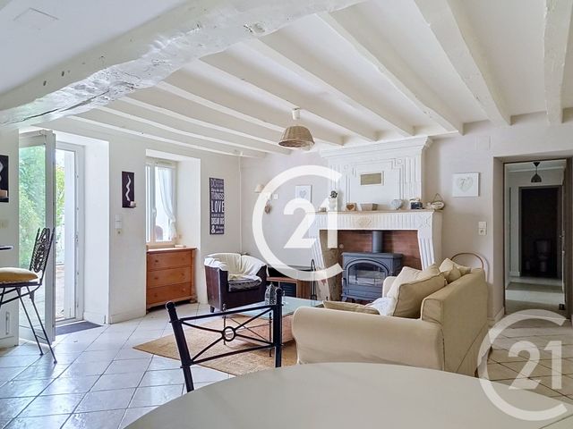 maison à vendre - 6 pièces - 171.0 m2 - CHANIERS - 17 - POITOU-CHARENTES - Century 21 Agence De L'Europe