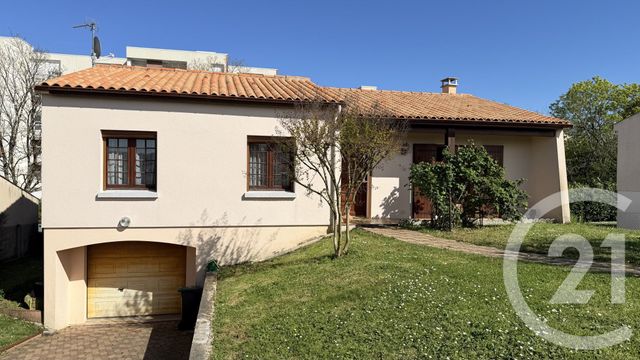 maison à vendre - 4 pièces - 89.57 m2 - SAINTES - 17 - POITOU-CHARENTES - Century 21 Agence De L'Europe