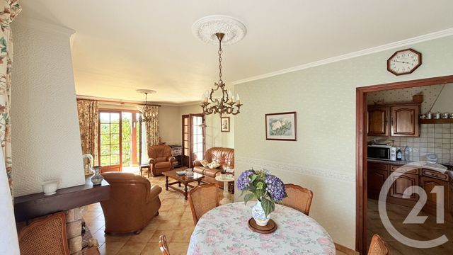 maison à vendre - 4 pièces - 89.57 m2 - SAINTES - 17 - POITOU-CHARENTES - Century 21 Agence De L'Europe