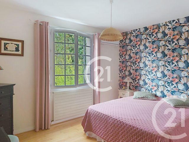 maison à vendre - 6 pièces - 159.0 m2 - SAINTES - 17 - POITOU-CHARENTES - Century 21 Agence De L'Europe