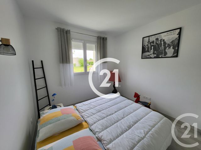 maison à vendre - 5 pièces - 99.0 m2 - SAINTES - 17 - POITOU-CHARENTES - Century 21 Agence De L'Europe