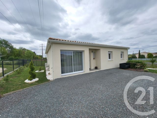 maison à vendre - 5 pièces - 99.0 m2 - SAINTES - 17 - POITOU-CHARENTES - Century 21 Agence De L'Europe