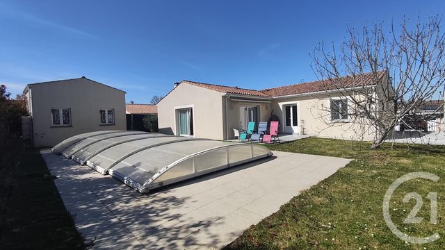 maison à vendre - 5 pièces - 144.0 m2 - SAINTES - 17 - POITOU-CHARENTES - Century 21 Agence De L'Europe