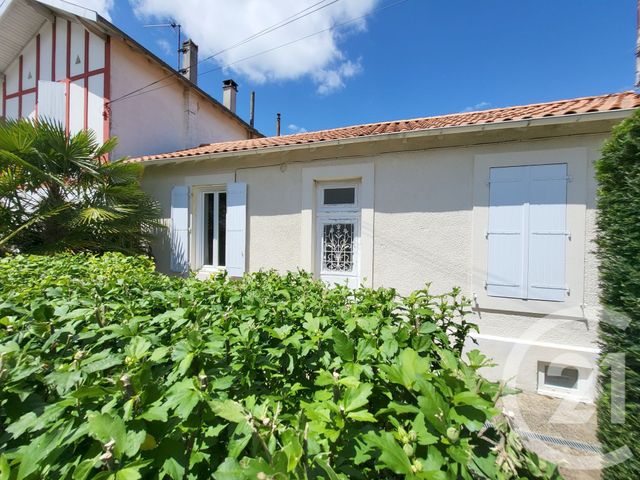 maison à vendre - 3 pièces - 107.0 m2 - SAINTES - 17 - POITOU-CHARENTES - Century 21 Agence De L'Europe