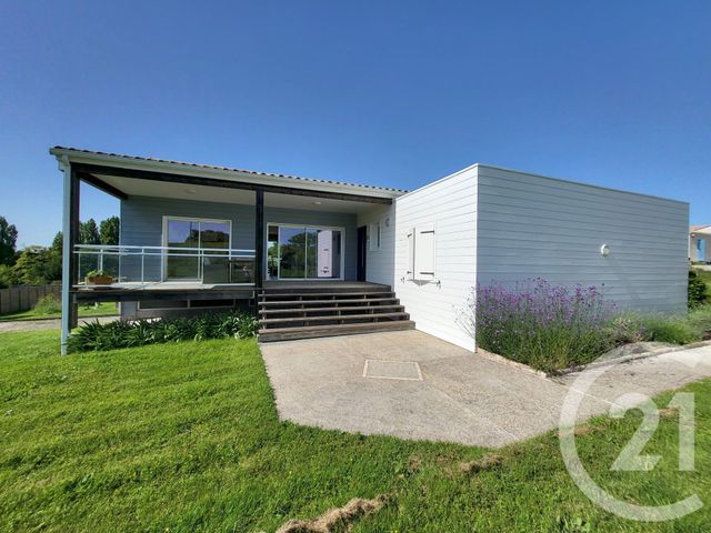 maison à vendre - 6 pièces - 151.0 m2 - BUSSAC SUR CHARENTE - 17 - POITOU-CHARENTES - Century 21 Agence De L'Europe