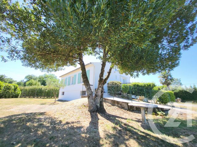 maison à vendre - 4 pièces - 94.36 m2 - CHANIERS - 17 - POITOU-CHARENTES - Century 21 Agence De L'Europe