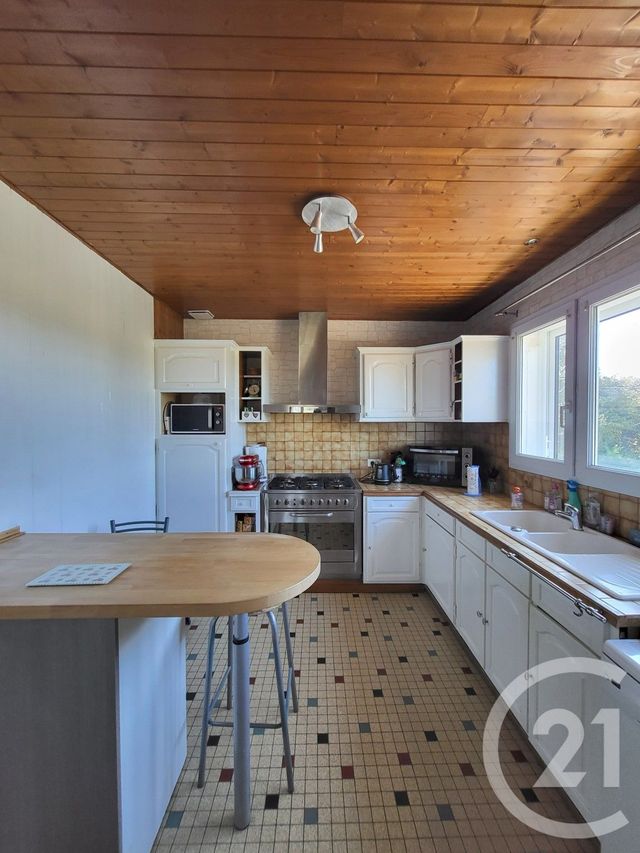 maison à vendre - 4 pièces - 94.36 m2 - CHANIERS - 17 - POITOU-CHARENTES - Century 21 Agence De L'Europe