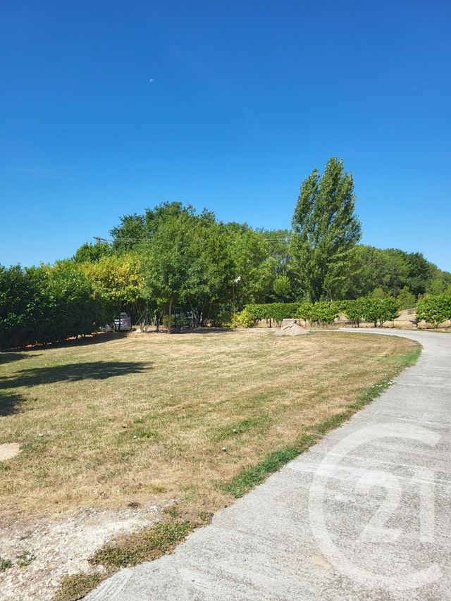 maison à vendre - 4 pièces - 94.36 m2 - CHANIERS - 17 - POITOU-CHARENTES - Century 21 Agence De L'Europe