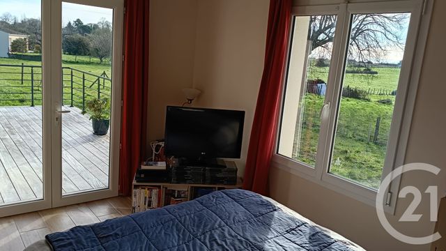 maison à vendre - 5 pièces - 130.26 m2 - ST GEORGES DES COTEAUX - 17 - POITOU-CHARENTES - Century 21 Agence De L'Europe
