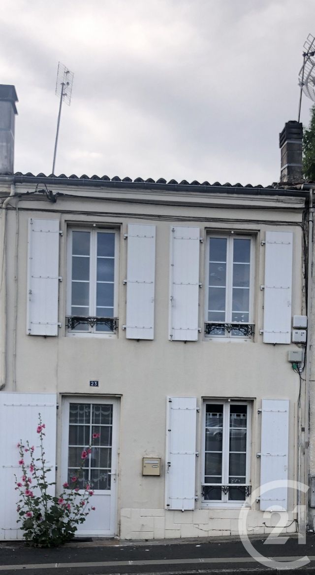 Maison à vendre ST JEAN D ANGELY