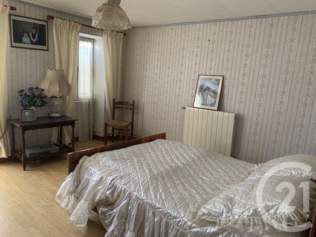 maison à vendre - 4 pièces - 101.2 m2 - FONTCOUVERTE - 17 - POITOU-CHARENTES - Century 21 Agence De L'Europe
