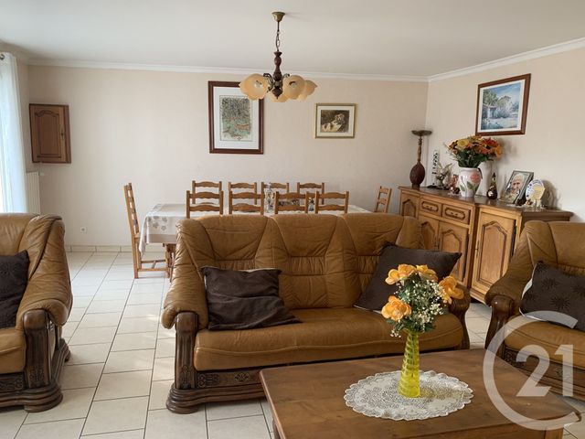 maison à vendre - 4 pièces - 101.2 m2 - FONTCOUVERTE - 17 - POITOU-CHARENTES - Century 21 Agence De L'Europe
