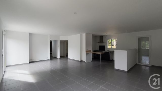 maison à vendre - 4 pièces - 116.4 m2 - FONTCOUVERTE - 17 - POITOU-CHARENTES - Century 21 Agence De L'Europe