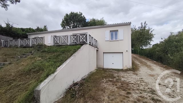 maison à vendre - 4 pièces - 116.4 m2 - FONTCOUVERTE - 17 - POITOU-CHARENTES - Century 21 Agence De L'Europe