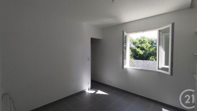 maison à vendre - 4 pièces - 116.4 m2 - FONTCOUVERTE - 17 - POITOU-CHARENTES - Century 21 Agence De L'Europe