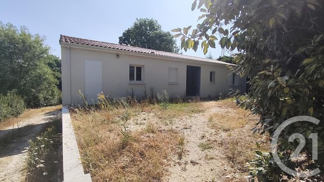 maison à vendre - 4 pièces - 116.4 m2 - FONTCOUVERTE - 17 - POITOU-CHARENTES - Century 21 Agence De L'Europe