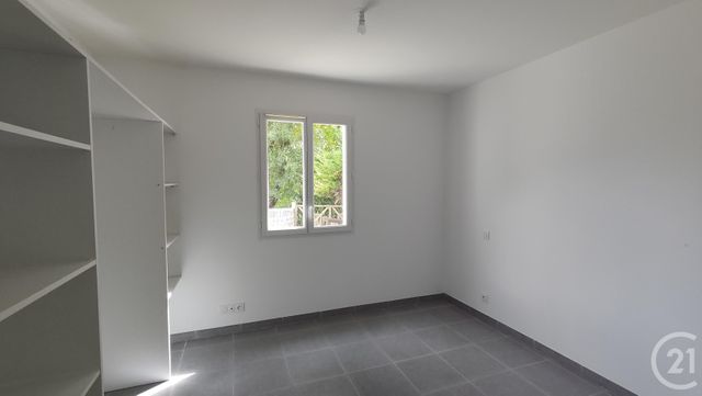 maison à vendre - 4 pièces - 116.4 m2 - FONTCOUVERTE - 17 - POITOU-CHARENTES - Century 21 Agence De L'Europe