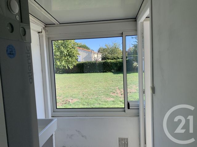 maison à vendre - 4 pièces - 86.92 m2 - ST GEORGES DES COTEAUX - 17 - POITOU-CHARENTES - Century 21 Agence De L'Europe