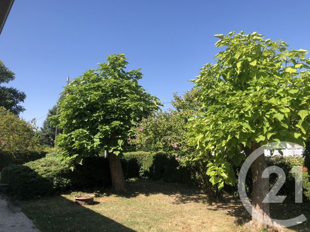 maison à vendre - 4 pièces - 91.34 m2 - ST GEORGES DES COTEAUX - 17 - POITOU-CHARENTES - Century 21 Agence De L'Europe