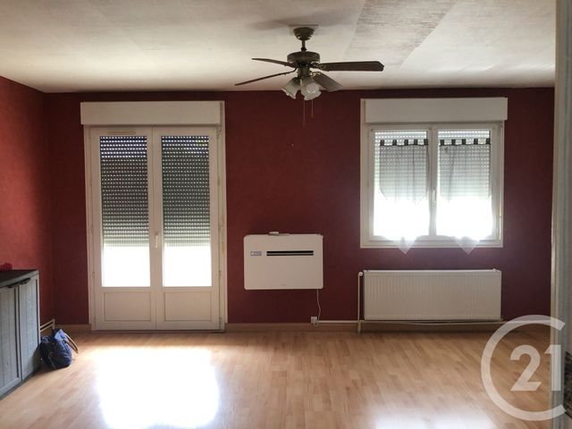 Appartement F4 à vendre - 4 pièces - 85.7 m2 - SAINTES - 17 - POITOU-CHARENTES - Century 21 Agence De L'Europe