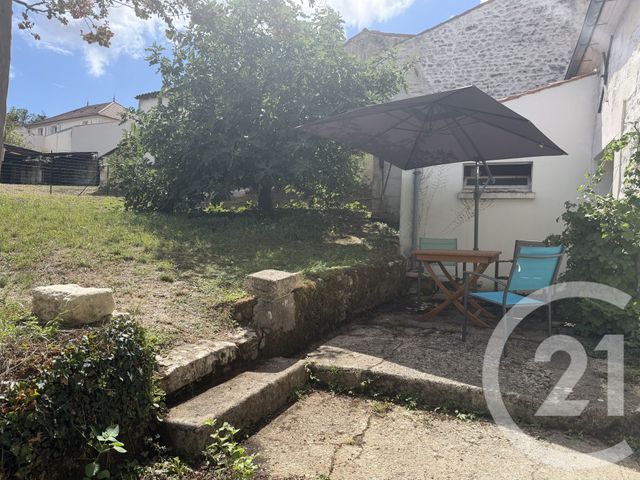 maison à vendre - 3 pièces - 57.0 m2 - FONTCOUVERTE - 17 - POITOU-CHARENTES - Century 21 Agence De L'Europe