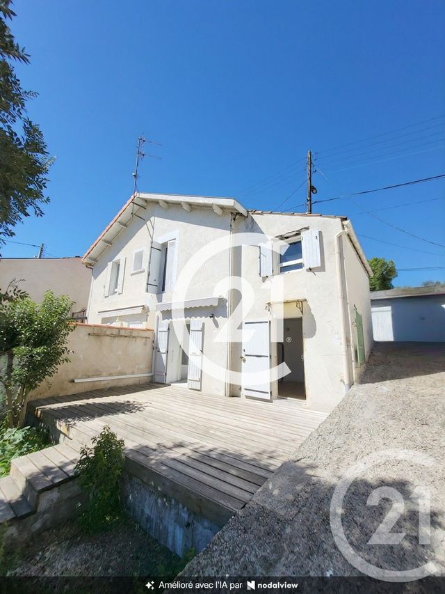 maison à vendre - 3 pièces - 40.0 m2 - SAINTES - 17 - POITOU-CHARENTES - Century 21 Agence De L'Europe