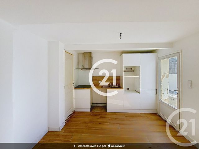 maison à vendre - 3 pièces - 40.0 m2 - SAINTES - 17 - POITOU-CHARENTES - Century 21 Agence De L'Europe