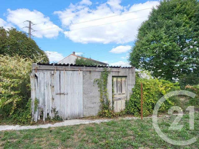 maison à vendre - 5 pièces - 100.6 m2 - SAINTES - 17 - POITOU-CHARENTES - Century 21 Agence De L'Europe