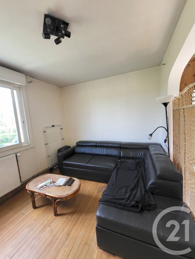 maison à vendre - 5 pièces - 100.6 m2 - SAINTES - 17 - POITOU-CHARENTES - Century 21 Agence De L'Europe