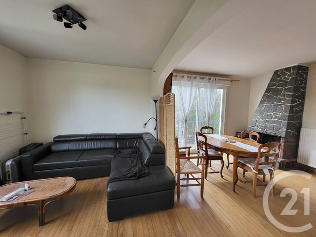 maison à vendre - 5 pièces - 100.6 m2 - SAINTES - 17 - POITOU-CHARENTES - Century 21 Agence De L'Europe