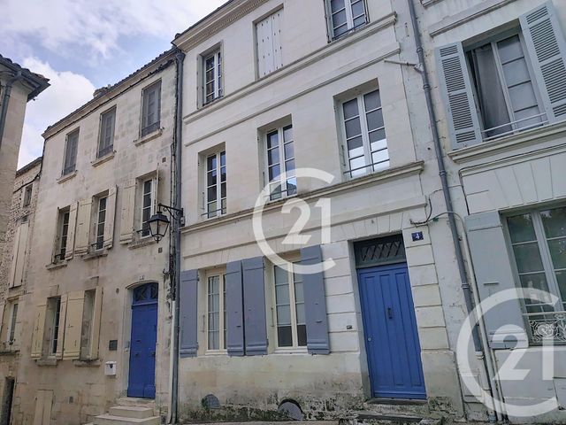 Appartement F4 à vendre - 4 pièces - 79.55 m2 - SAINTES - 17 - POITOU-CHARENTES - Century 21 Agence De L'Europe