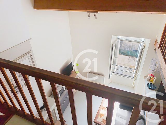 Appartement F4 à vendre - 4 pièces - 79.55 m2 - SAINTES - 17 - POITOU-CHARENTES - Century 21 Agence De L'Europe