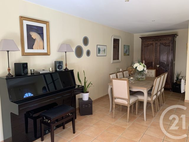 maison à vendre - 5 pièces - 125.0 m2 - SAINTES - 17 - POITOU-CHARENTES - Century 21 Agence De L'Europe